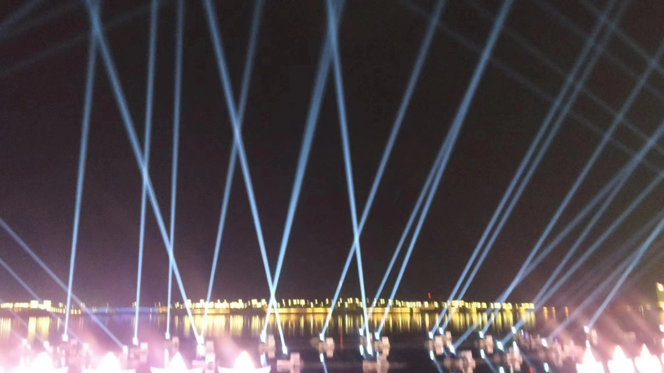 China Stage light manufacturer,waterproof moving head light,waterproof beam17R,LED Display Screen,LED NEON STRIP,LED flexible strips,LED Screen,addressable LED light,digital LED strip,decorled,programmable LED,